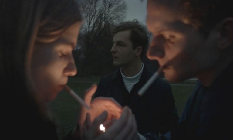 All These Sleepless Nights – Orasul unei generatii intr-un film despre hipsterii Varsoviei