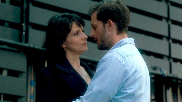 Bright Sunshine In (Un beau soleil interieur) – Farmecul lui Juliette Binoche in conversatiile despre viata de cuplu