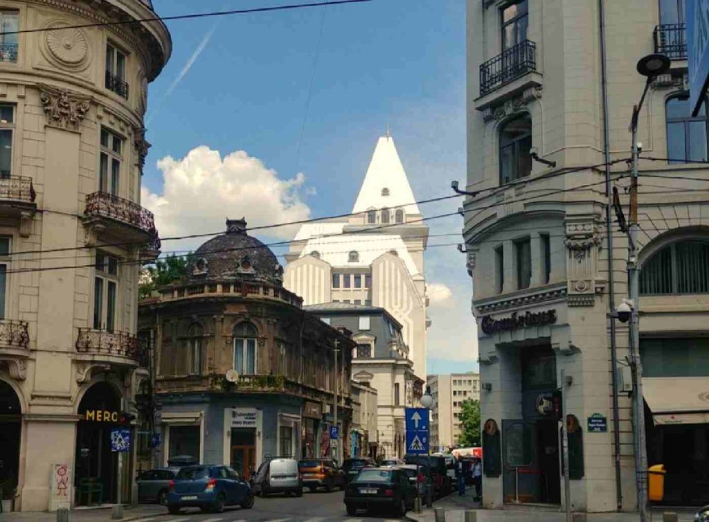 strada brezoianu locuri de vazut in bucuresti