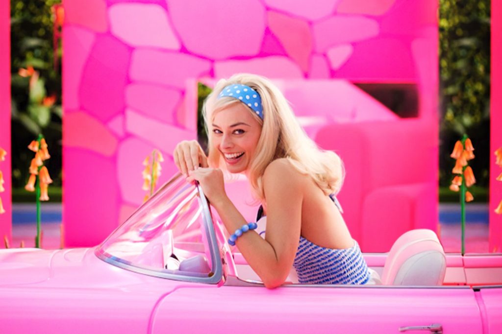 barbie FRTfRZBVUAEu0u5.0