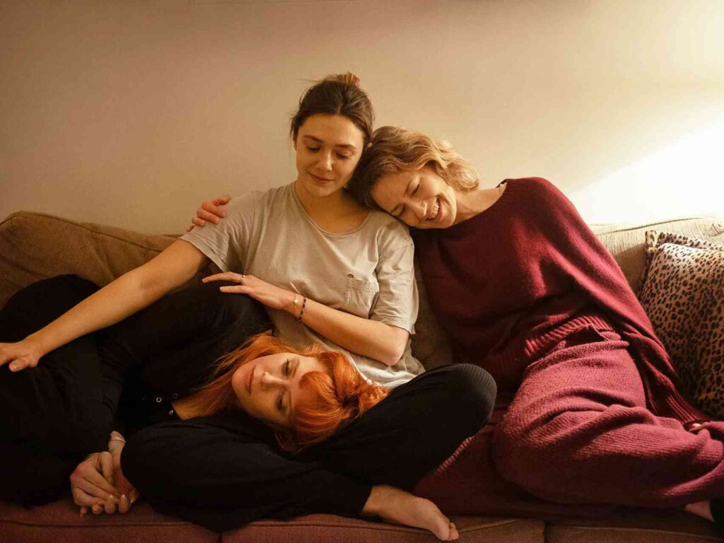 HIS THREE DAUGHTERS filme bune netflix