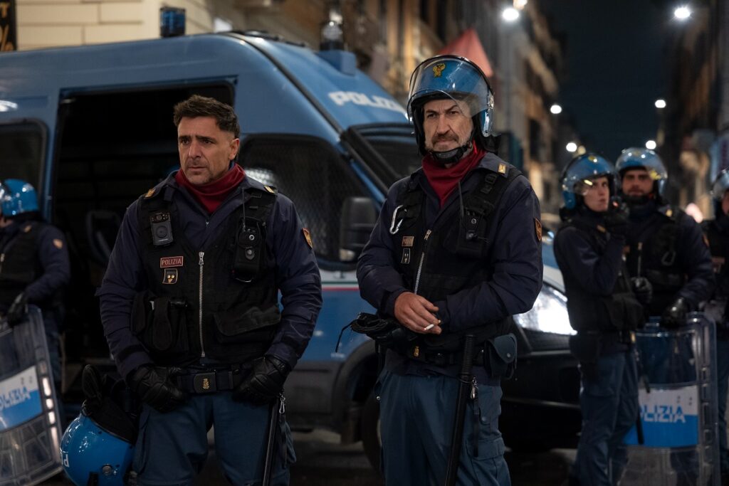 Public-Disorder-seriale noi
