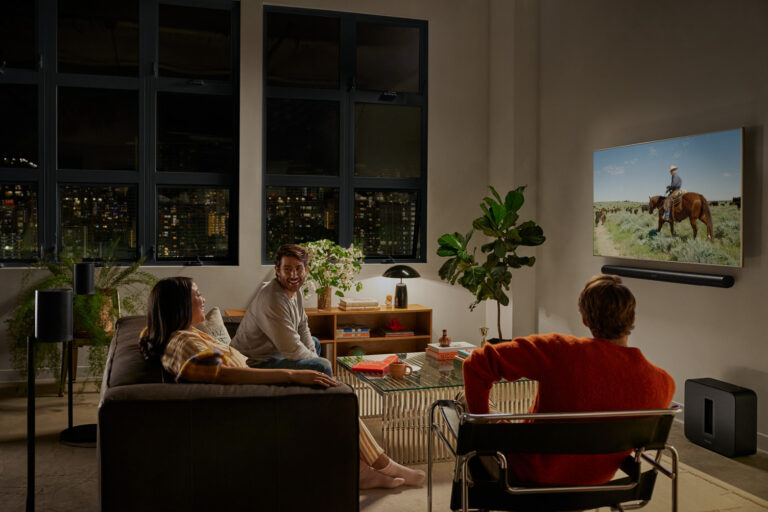 Noua funcție de îmbunătățire a vocii de la Sonos: Inteligență artificială dezvoltată pentru înțelegerea dialogurilor din filme